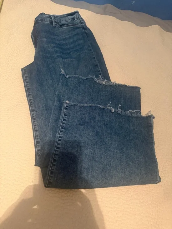 Kut from the Kloth Straight-Leg Jeans in Medium Blue Denim - Picture 12 of 14